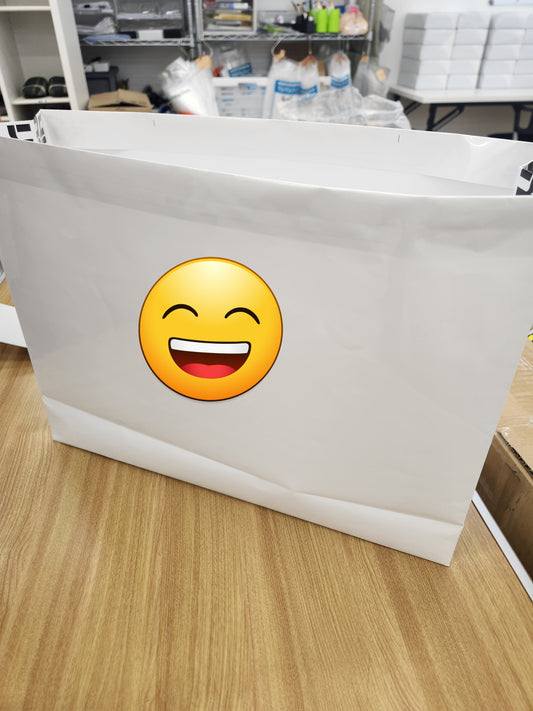 内職さんへ オリジナル紙袋 ショッパーをお届けに参りました。